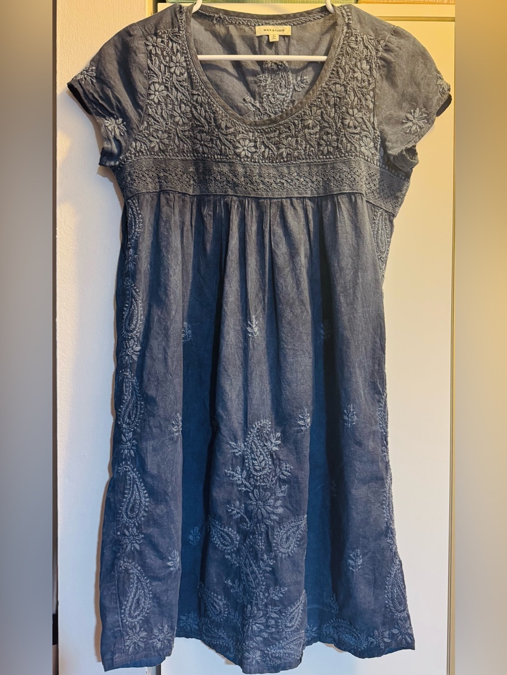 Women’s Max Studio Blue Embroidered Tunic Dress size small